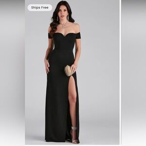 Elegant Black Off-Shoulder Evening Gown